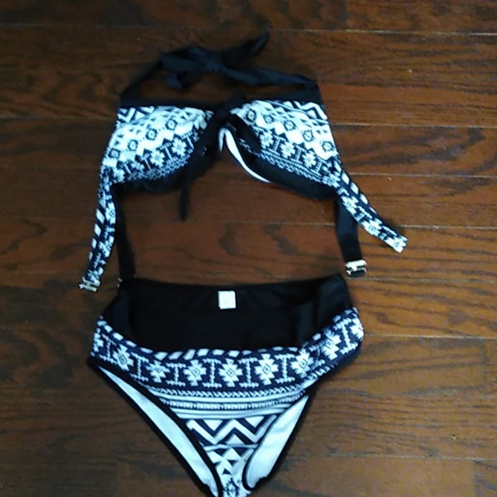 2 Piece Swimsuit Size S